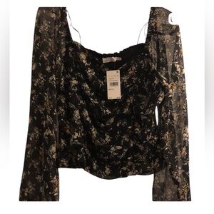 - NWT Sexy crop top XL